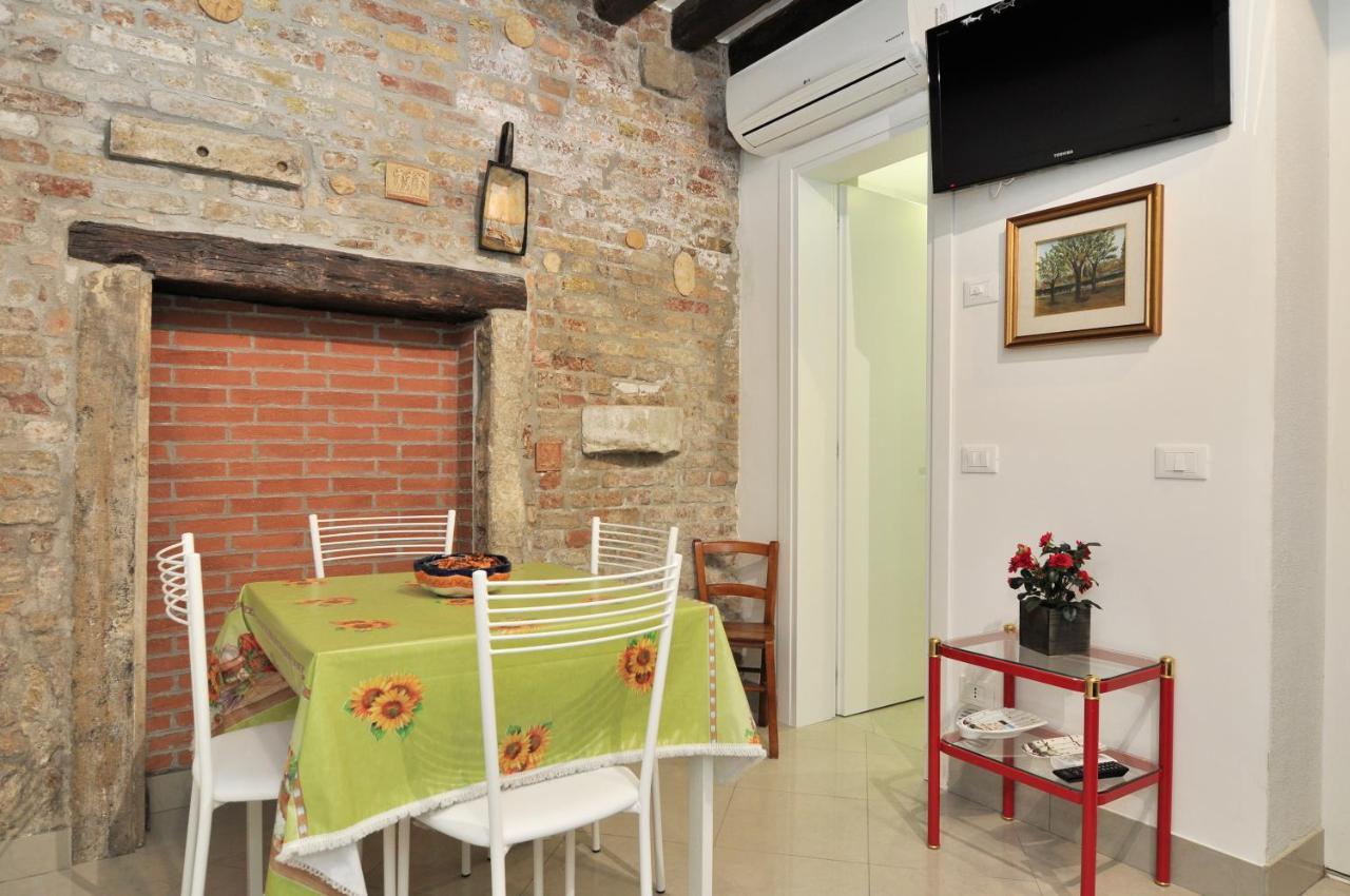 Cozy Apartment Near Rialto Bridge/ St.Mark Square البندقية المظهر الخارجي الصورة