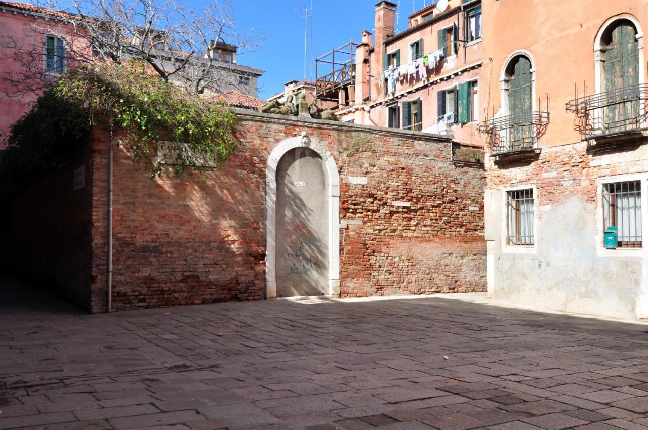 Cozy Apartment Near Rialto Bridge/ St.Mark Square البندقية المظهر الخارجي الصورة
